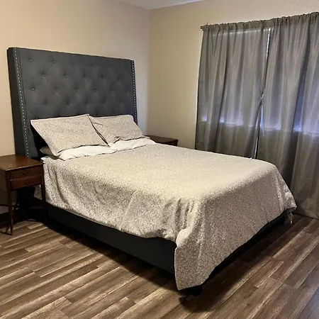 Quiet 1Bed,1Bath Condo With Free Parking Fresno Extérieur photo