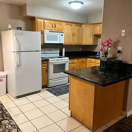 Quiet 1Bed,1Bath Condo With Free Parking Fresno Extérieur photo